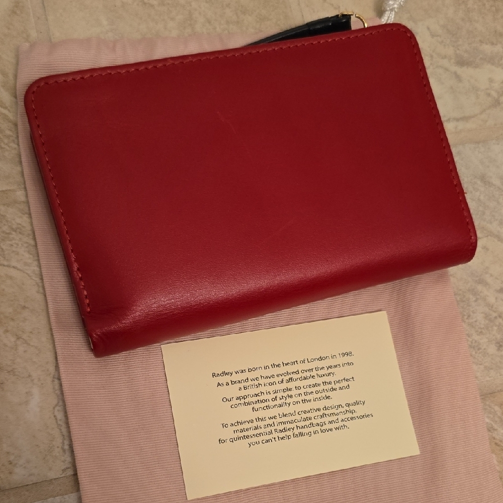 Radley London Red London England Soldier Scottie Dog Bifold Wallet - Picture 3 of 6